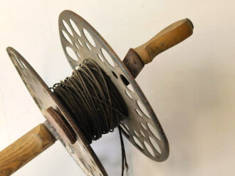 Abspuler mit Trommel für 500 Meter Kabel, datiert...