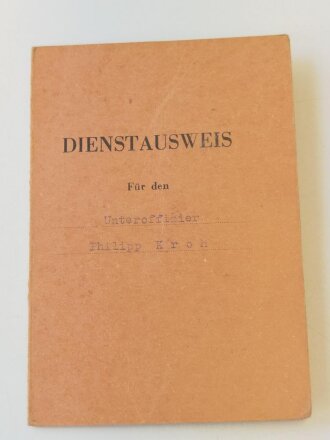 Luftwaffe, Konvolut Ausweise und Leistungsbücher eines Bombenschützen und Flugzeugführer