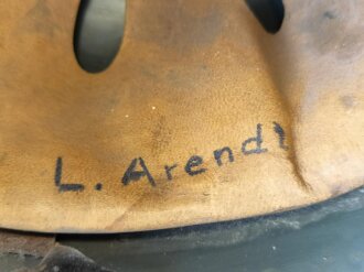 Stahlhelm Luftschutz un ungereinigtem Zundzustand