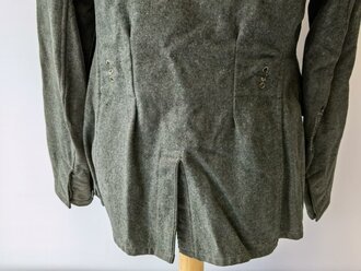 Heer, Feldbluse Modell 1940 . Stärker getragenes Stück, die Effekten original vernäht