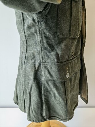 Heer, Feldbluse Modell 1940 . Stärker getragenes Stück, die Effekten original vernäht