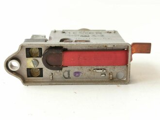 Luftwaffe Selbstschalter zur Sicherung der elektrischen Bordanlage gegen Überlastung und Kurzschluß. FL E 5000 01, ungebrauchtes Stück in der originalen Verpackung