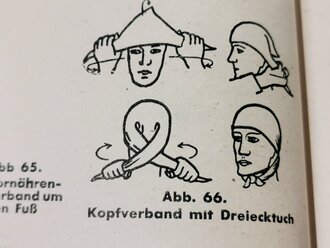 Amtliches Unterrichtsbuch über erste Hilfe von 1944, Einband löst sich, sonst gut und komplett