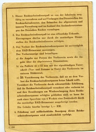 Papiernachlass einer Angehörigen des Rot-Kreuz, Reichsarbeitsdienst und Straßenbahnschaffnerin die 1944 einen Sonderlehrgang für Frontbuchhändlerinnen absolviert hat.