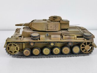 Modell eines Panzer IV der Wehrmacht. Aus Holz und Metall...