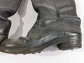 Paar Stiefel für Mannschaften im Stil des 1. Weltkrieg mit Seitennaht. Alter und Herkunft unbekannt, Sohlenlänge 27cm