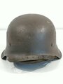 Heer, Stahlhelm Modell 1942. Zusammengehöriges, in allen Teilen originales Stück, ungereinigt