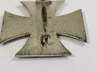 Eisernes Kreuz 1. Klasse 1939, Nicht magnetisches Stück, Hersteller L55 im Kasten für Wächtler & Lange auf der Nadelunterseite. Schwärzung des Hakenkreuz 100%, in LDO Etui, dieses ebenfalls L/55 markiert