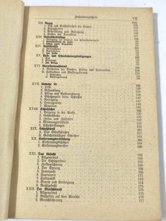 Der Feldgraue - Leifaden für den Dienstunterricht des Infanteristen unter Berücksichtigung der Kriegserfahrungen, datiert 1914/16, 234 Seiten, gebraucht, A5