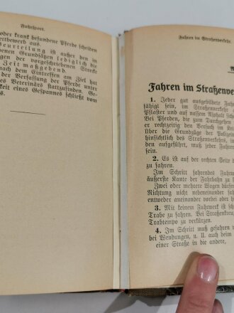 H. Dv. 465. Fahrvorschrift, datiert 1928, 340 Seiten, DIN A3, viele Seite geklebt, neuer Einband,