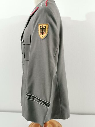 Bundeswehr, Dienstrock für einen Offizier der Artillerie Heeresunteroffizierschule IV, die Effekten original vernäht