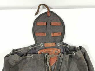 Luftwaffe, Rucksack datiert 1941, getragenes Stück