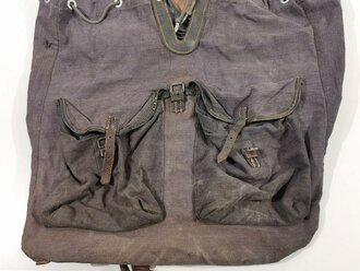 Luftwaffe, Rucksack datiert 1942, getragenes Stück