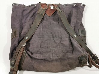 Luftwaffe, Rucksack datiert 1942, getragenes Stück