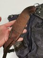 Luftwaffe, Rucksack datiert 1941, getragenes Stück, Leder zum Teil trocken