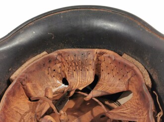 Feuerwehr III.Reich, Stahlhelm in gutem Zustand, Originallack, ungereinigtes Stück