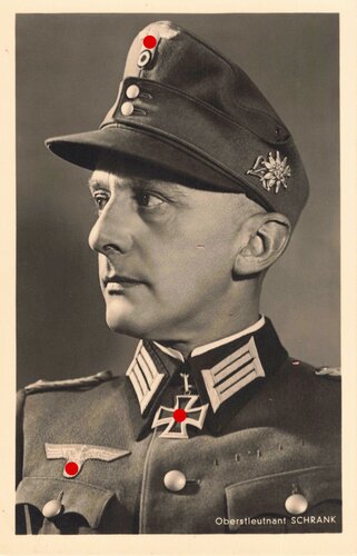 Hoffmann Fotopostkarte Ritterkreuzträger Oberstleutnant Schrank