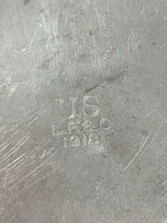 U.S. 1918 dated cateen