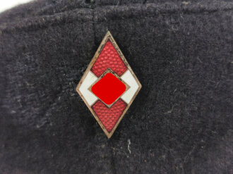 HJ Wintermütze, getragenes Stück mit dem richtigen Emblem ( mit Splinten )
