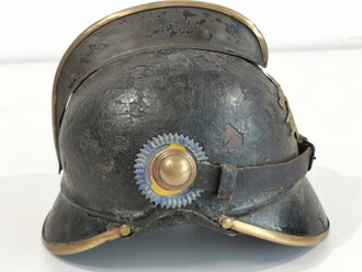 Feuerwehr Lederhelm, ungereinigtes Stück