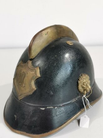 Feuerwehr Metallhelm wohl Bayern, zum überlackiertes Stück