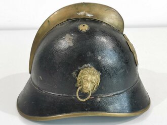 Feuerwehr Metallhelm wohl Bayern, zum überlackiertes Stück