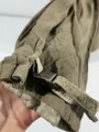 Windbluse Wehrmacht  für Angehörige der Gebirgstruppe. Getragenes Stück mit diversen Flickstellen, eine Taschenklappe fehlt