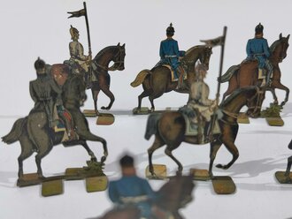 9 Stück Kaiserreich Blechspielzeug Aufstellfiguren, Höhe meist 7cm