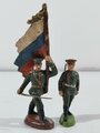 Zaristisches Russland, 2 Massefiguren, der Fahnenträger misst 17,5cm