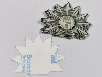 Deutschland nach 1945, 10 Aufkleber Emblem für den Demohelm ab 1968 der Polizei Hamburg, je 90mm Höhe