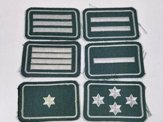 Deutschland nach 1945, Polizei Konvolut Dienstgradabzeichen auf grün