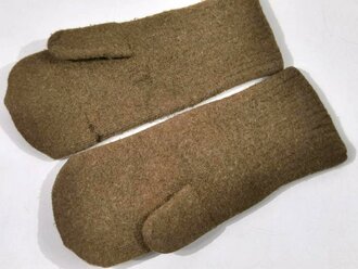 U.S. WWII , wood mittens, pair