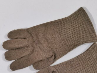 U.S. WWII ?, Pair wool mittens