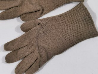 U.S. WWII ?, Pair wool mittens