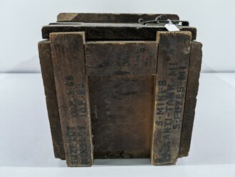 U.S. 1943 dated wood box
