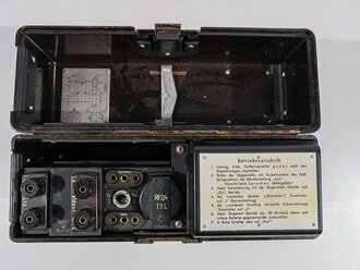 Summertelegraph 40 der Wehrmacht datiert 1942. Optisch einwandfrei, Fuktion nicht geprüft.