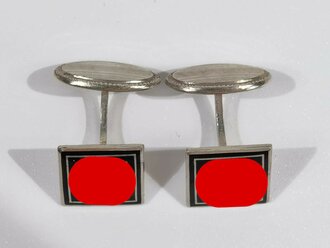 N.S. Sympathie Abzeichen ,Paar Manschettenknöpfe, jeweils silbernes Hakenkreuz in schwarzer Emaille,12,5mm,  ungetragen, wohl Restbestand eines Juwelier