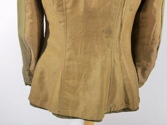 U.S. WWI Tunic Model 1917. Collar disk " Cavalry headquarters" The soldier was part of the 28 Infantry Division , with arrived in Europe in May 1918 and was part of several battles in France. Good condition, insignia original sewn