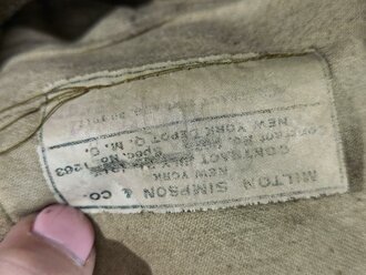 U.S. WWI  Model 1917 trousers, label with 1917 date. Used, some moth holes and repair, Bundweite: 76 cm