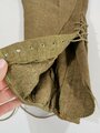 U.S. WWI  Model 1917 trousers, label with 1917 date. Used, some moth holes and repair, Bundweite: 76 cm