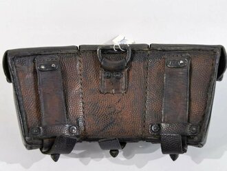 1.Weltkrieg, Patronentasche für Berittene datiert 1916, geschwärztes Stück