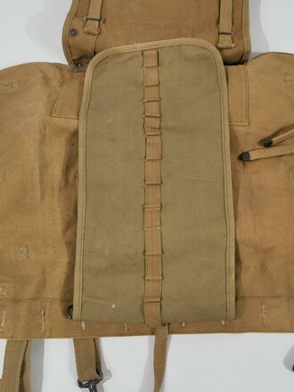 U.S. 1918 dated haversack with meat can pouch. Some storage waer, otherwise in very good condition