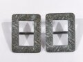 Paar Ersatzteile für ein Gehänge zum Dolch der Offiziere der Luftwaffe, Maße aussen: 3,5 x 2,5 cm Innen: 1,9 cm