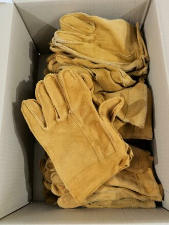 U.S. 1969 dated Glove shells, Leather, Protective....