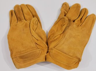 U.S. 1969 dated Glove shells, Leather, Protective. Unused, some storage wear, size 4 ( large ) You will receive one ( 1 ) pair