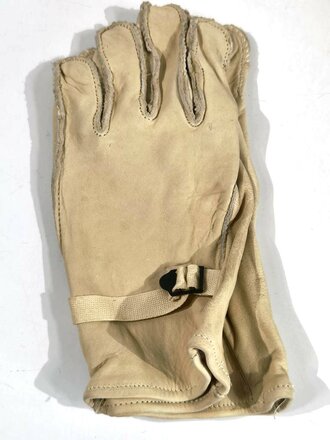 U.S. 1970 dated Gloves, Leather, Work M-1950, size 4,...