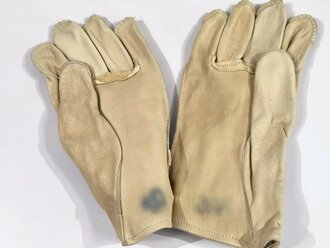 U.S. 1970 dated Gloves, Leather, Work M-1950, size 4, Unused, from the original bundle, you will receive 1 ( one ) pair