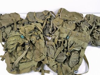 U.S. Field Pack, Combat, Nylon. You will receive exacpt the 6 pieces pictured, all are very well used and may be damaged