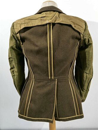 U.S. Army Air Forces, 1943 dated coat, wool. The owner was part of the 8th Air force , overseas for 2 years and honorable discharged service men.