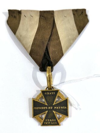 Österreich Befreiungskriege Armeekreuz 1813/1814 ,sog. "Kanonenkreuz". Bronze geschwärzt, an altem Dreiecksband